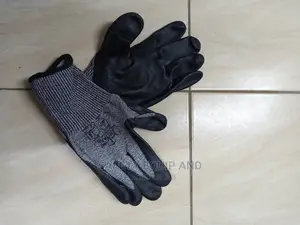 Gloves Best for Automotive Work