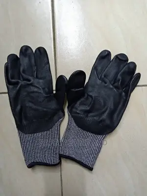 Gorilla Gloves Grey and Black-Cut Resistant-Nitrile Grip Glo