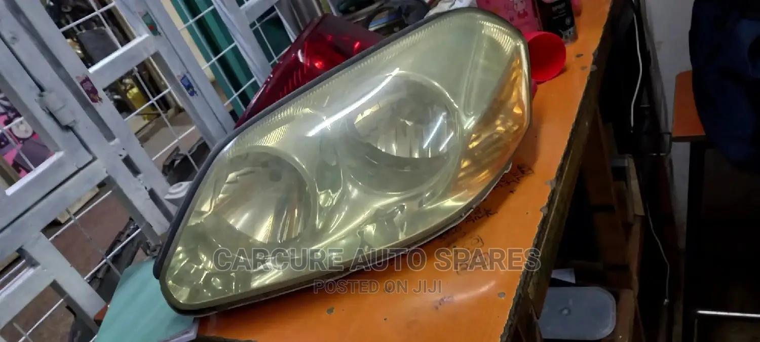 Toyota Grande Mark 2 GRX 110 Headlights