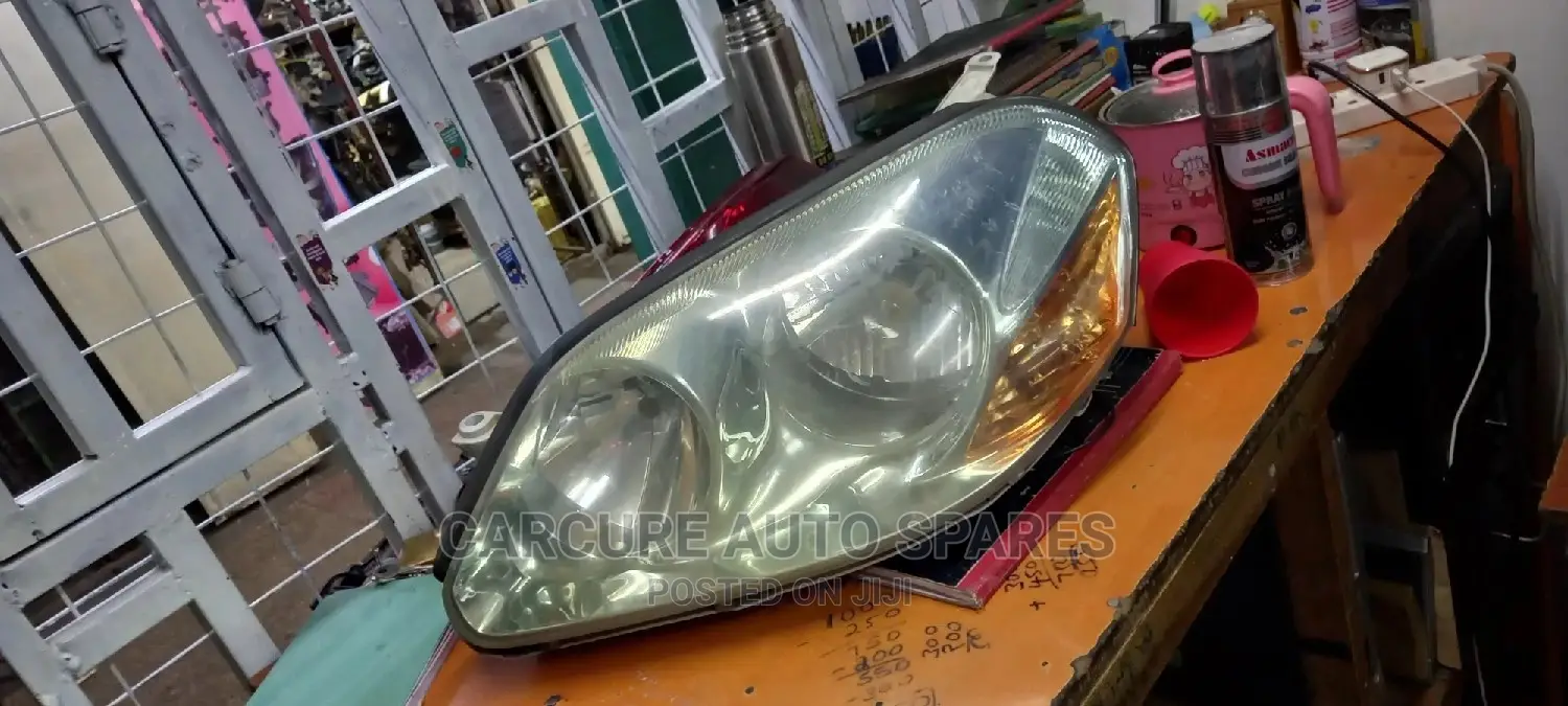 Toyota Grande Mark 2 GRX 110 Headlights