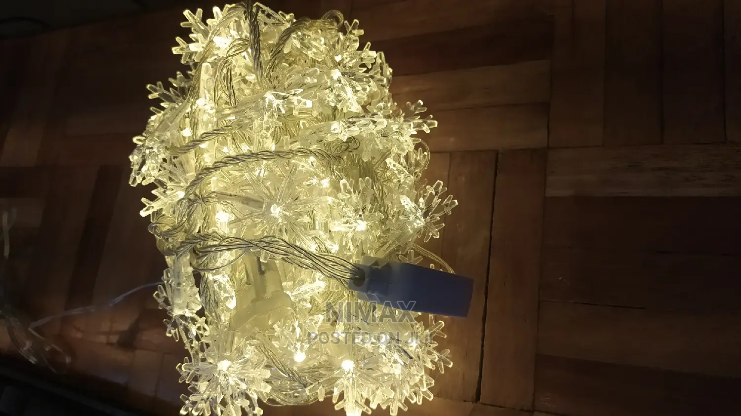 Christmas Lights Snow Flakes 10mtrs Long