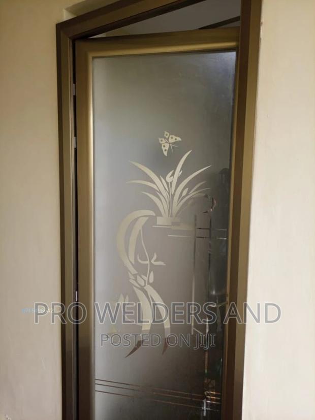 Aluminium Doors and Partitions - thumbnail 3