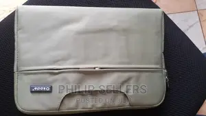 High Quality Water Resistant Nylon Laptop Case Carry Bag Pou