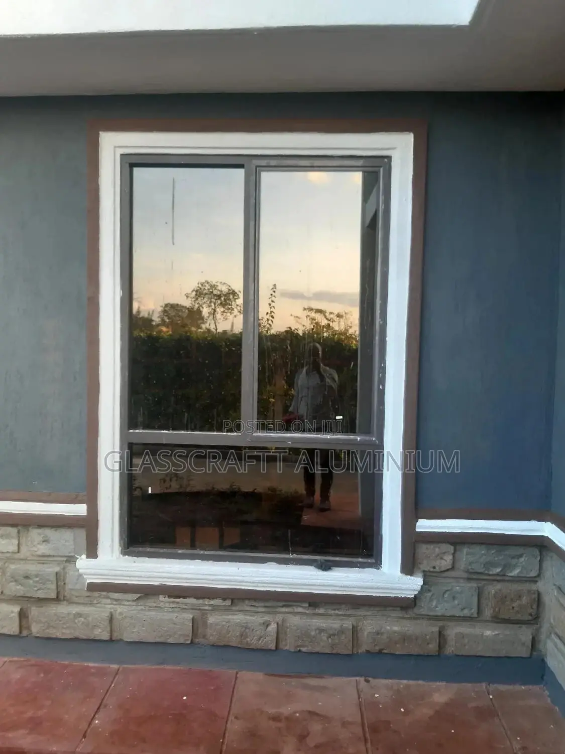 Aluminium Projecting Windows
