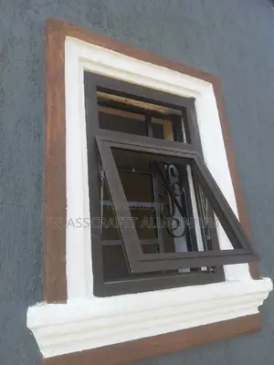 Aluminium Projecting Windows