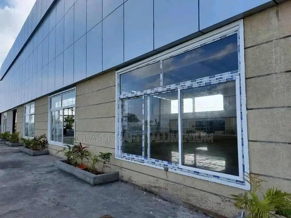Sliding Windows With Clear Glass