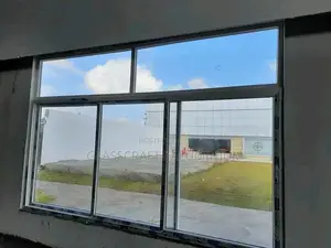 Sliding Windows With Clear Glass