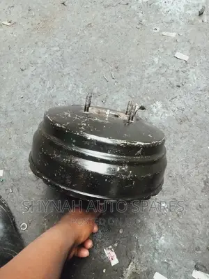 Brake Booster Toyota Shark(5l,3l)