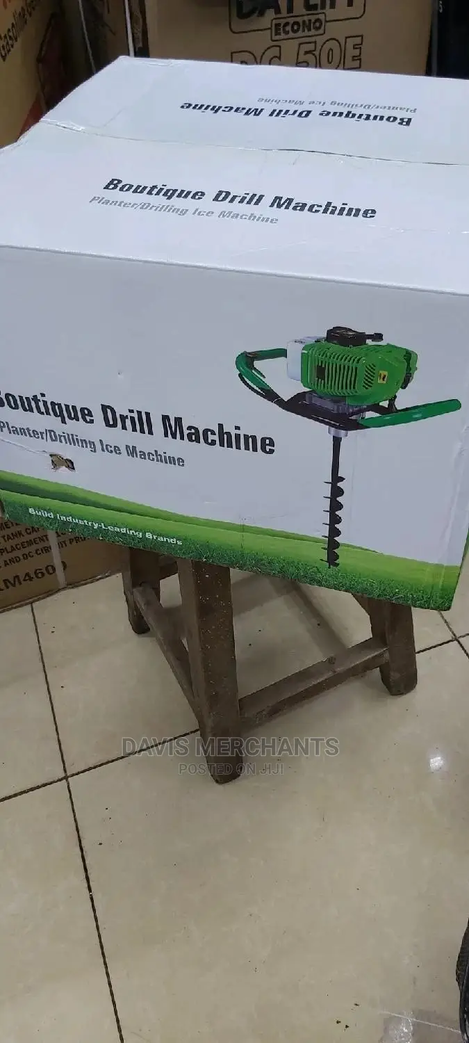 Earth Auger Machine 52 CC