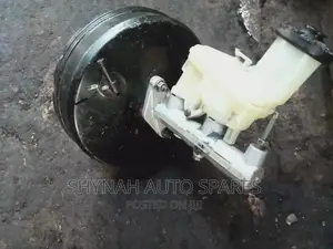 Brake Master Cylinder and Booster Toyota Vista