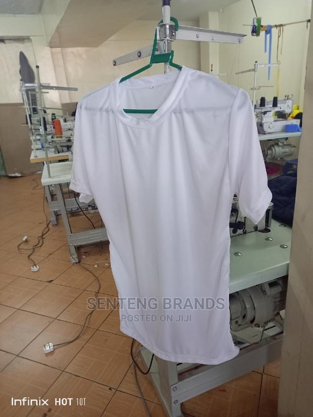 White Plain Polyester Tshirts Good Quality For Campaign