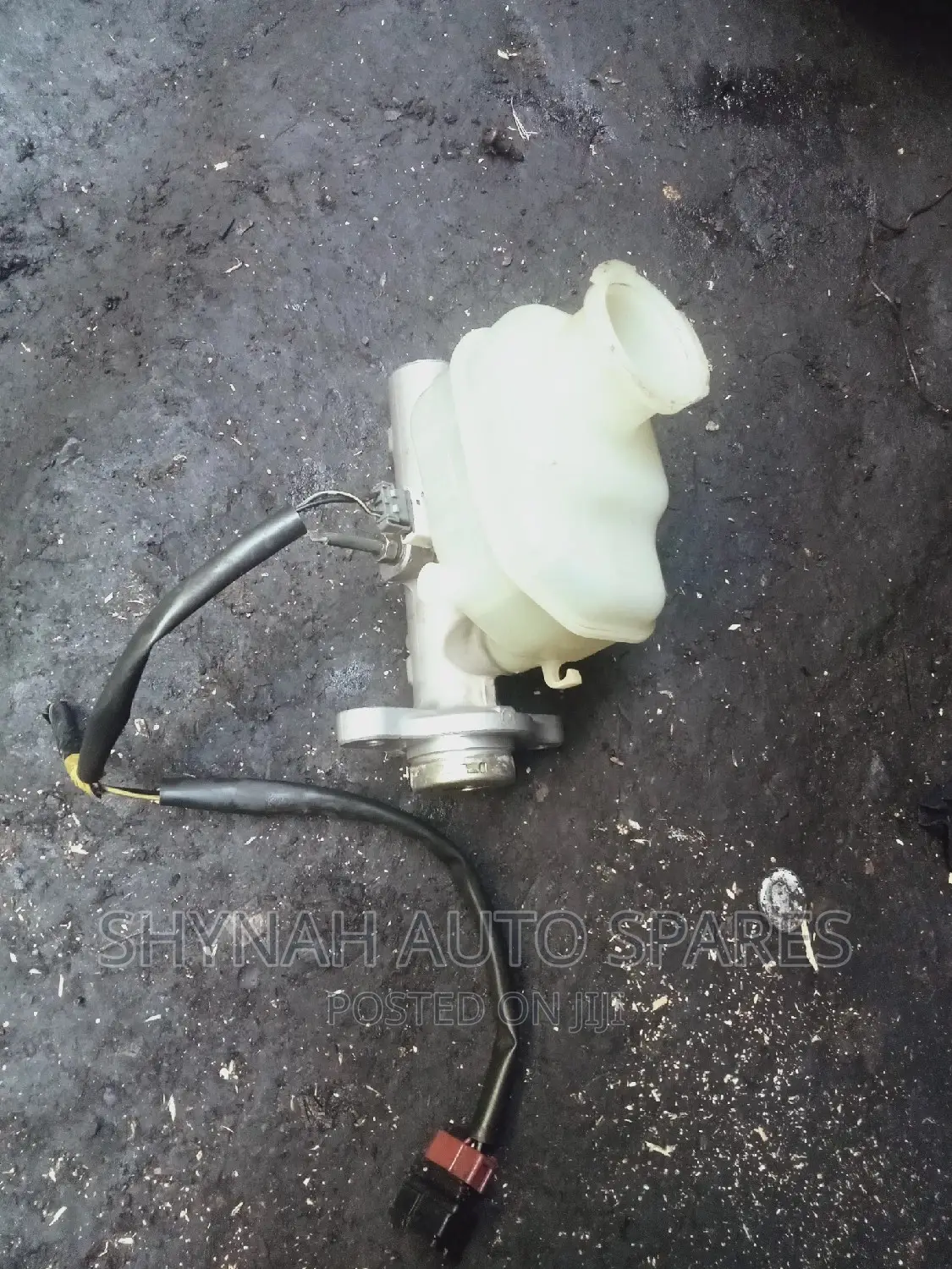 Brake Master Cylinder Mitsubishi Ck2