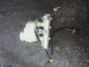 Brake Master Cylinder Mitsubishi Ck2
