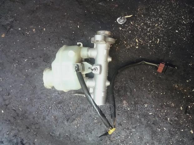 Brake Master Cylinder Mitsubishi Ck2 - thumbnail 3