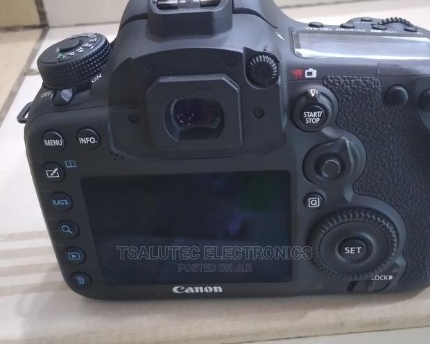Canon DSLR 7D Mark 11 - thumbnail 4
