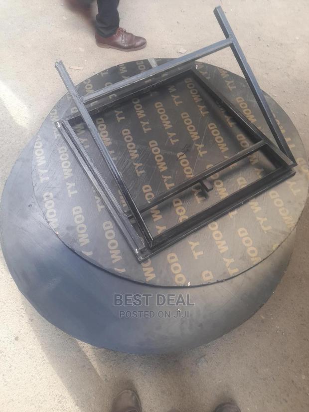 Foldable Table - thumbnail 2