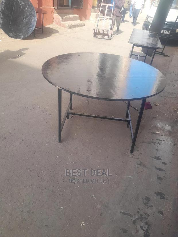 Foldable Table - thumbnail 4