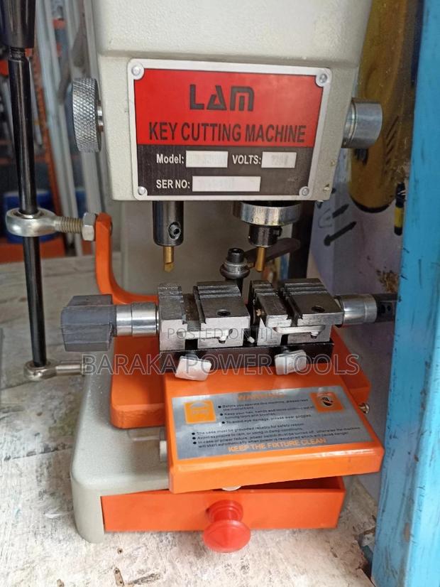 Substacial Key Cutting Machine - main view