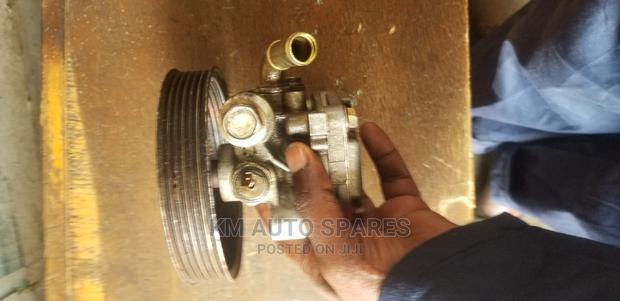 Mazda ZJ Power Steering Pump for Mazda Demio. - thumbnail 2