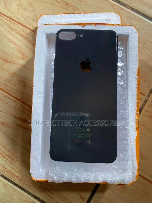 iPhone 8plus Back Glass Replacement - main view