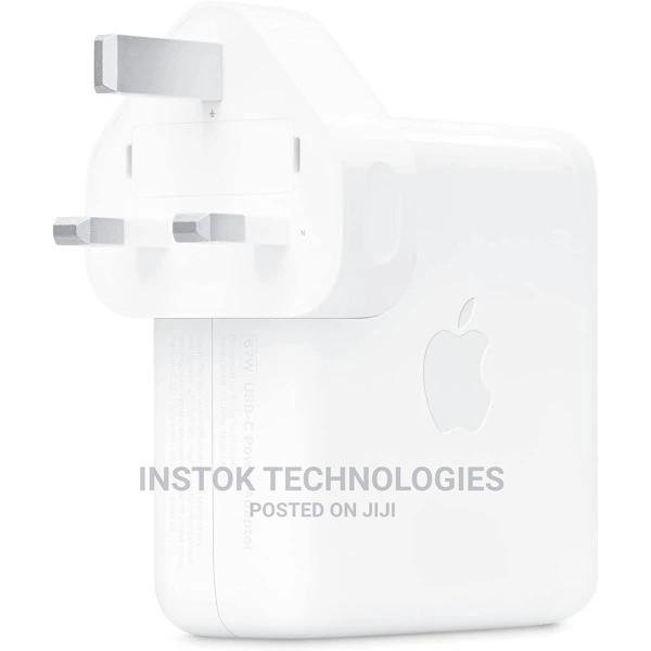 Apple 67W Usb-C Power Adapter - thumbnail 2