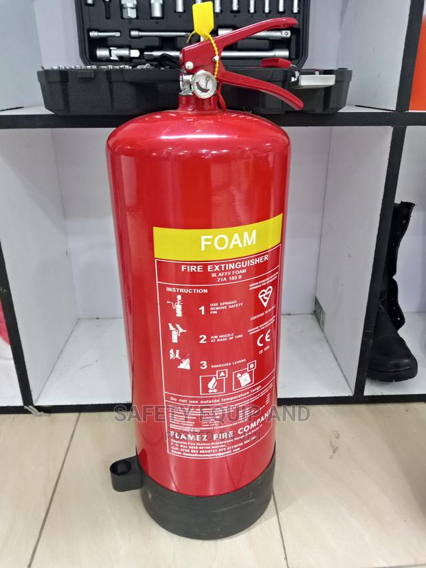 White Foam Fire Extinguishers Available in Stock