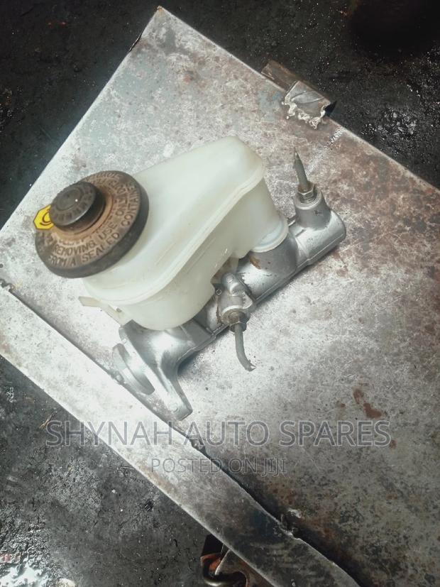 Brake Master Cylinder Toyota 100 - thumbnail 4