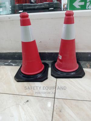 Quality Three Piece Safety Cones - thumbnail 2