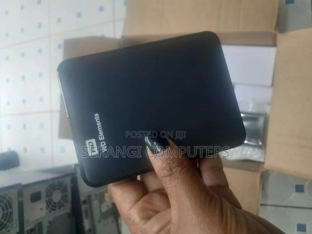 External Hard Drive 1TB WD - thumbnail 3