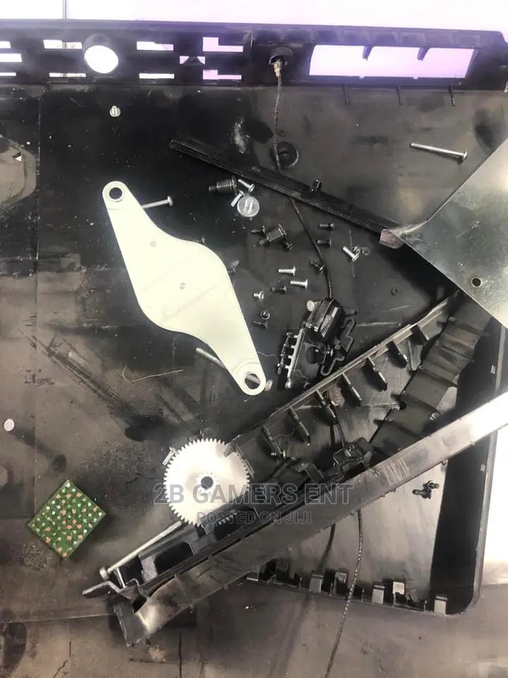 Play Station 4 Drive Service and Cooling Paste
