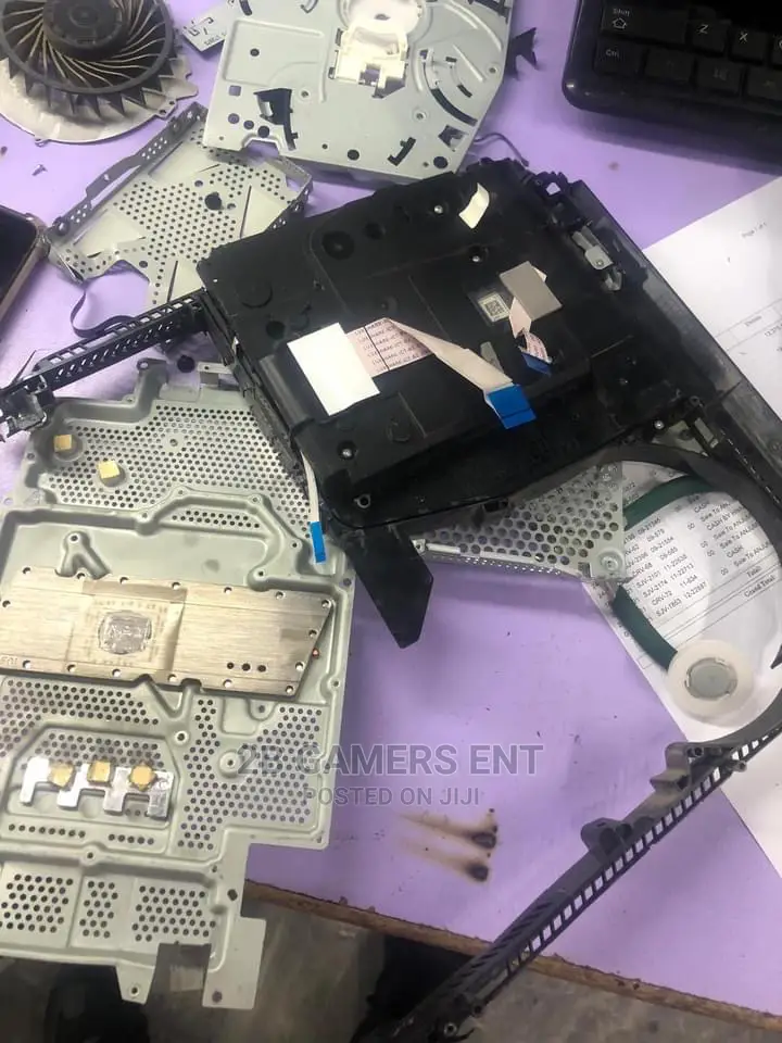 Play Station 4 Drive Service and Cooling Paste