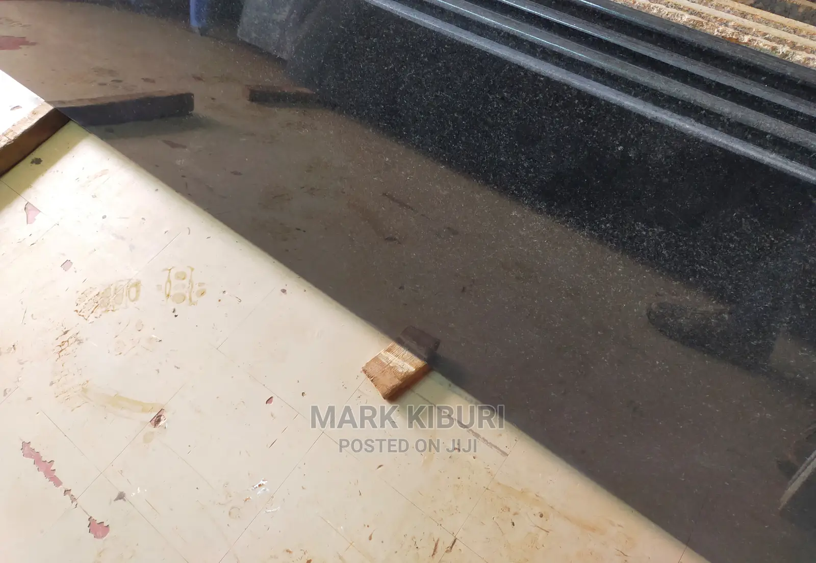 Fine. Black-Granite