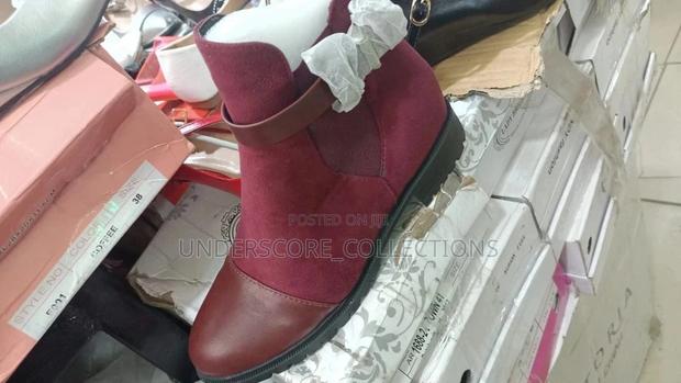 Ladies Classy Ankle Boots - thumbnail 2