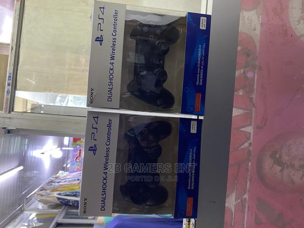 Play Station 4 Original Game Pads  - thumbnail 3