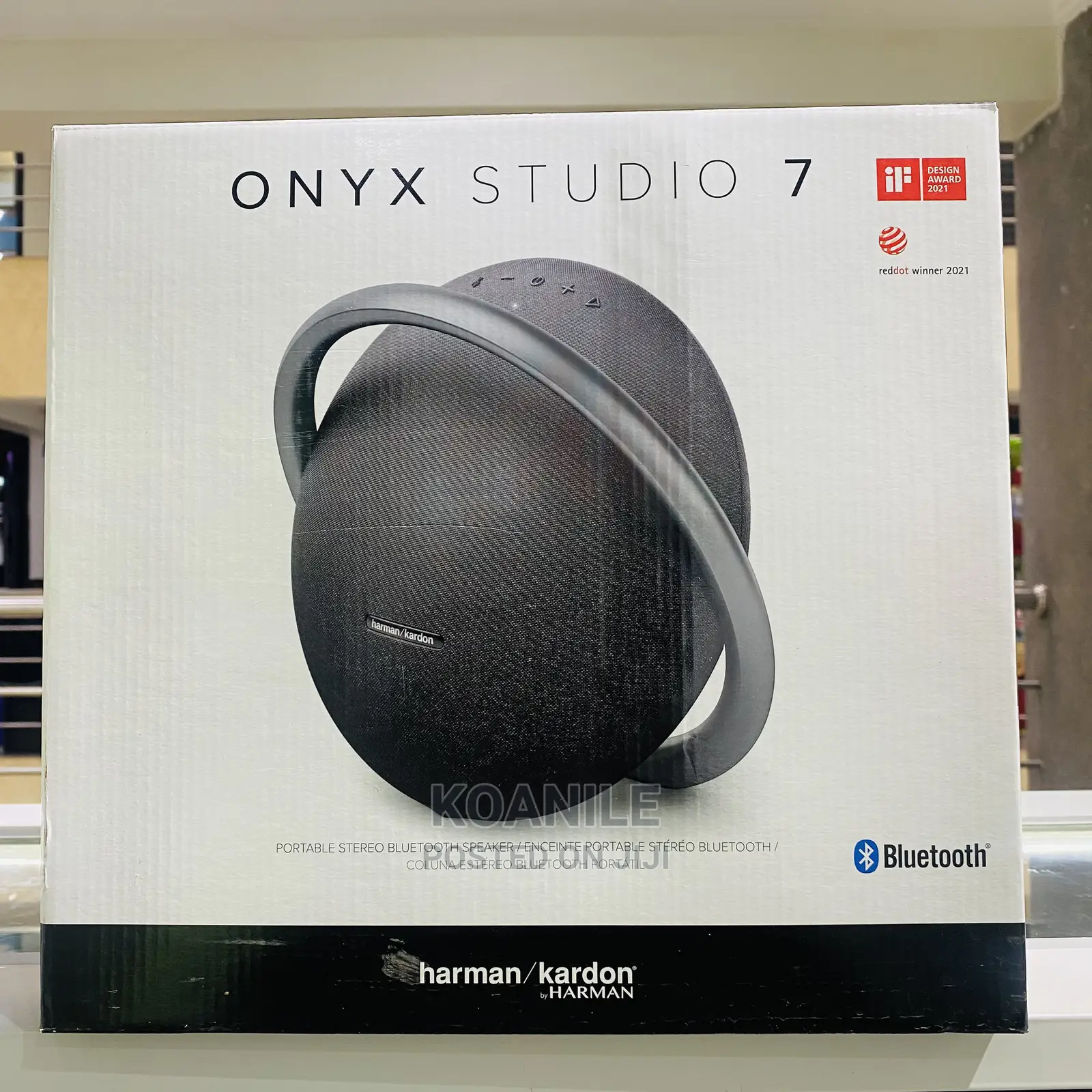 Harman Kardon Onyx Studio 7 by HARMAN