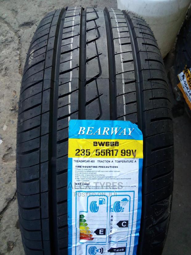 235/55r17 Bearway Tyres Made in China