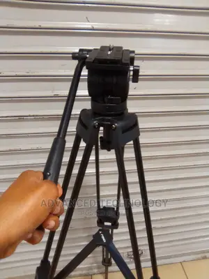 VCT 2500 Kingjoy Tripod Stand