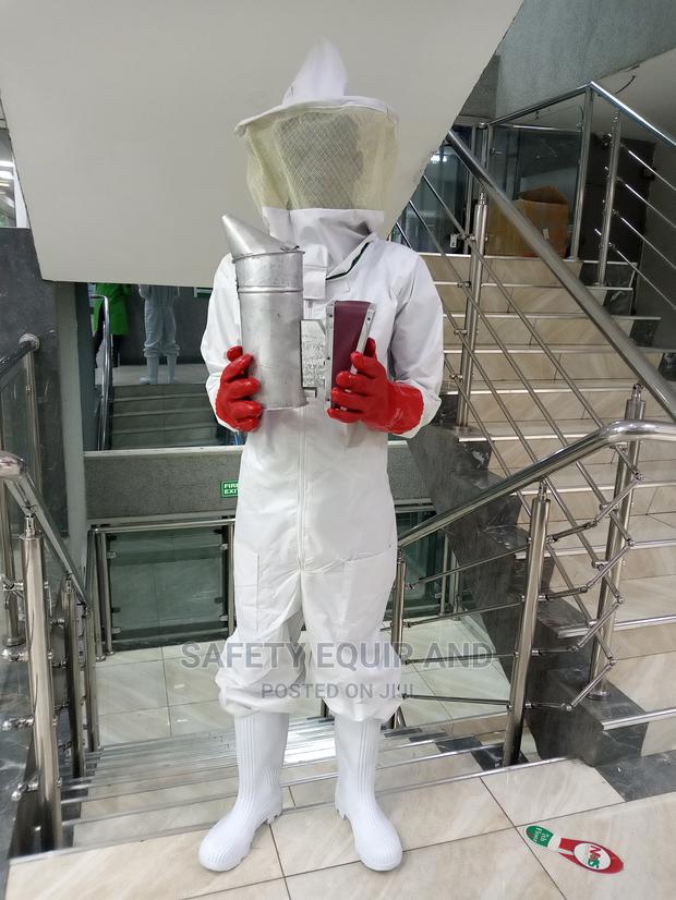 Full Body Professional Bee Harvesting Suit - main view