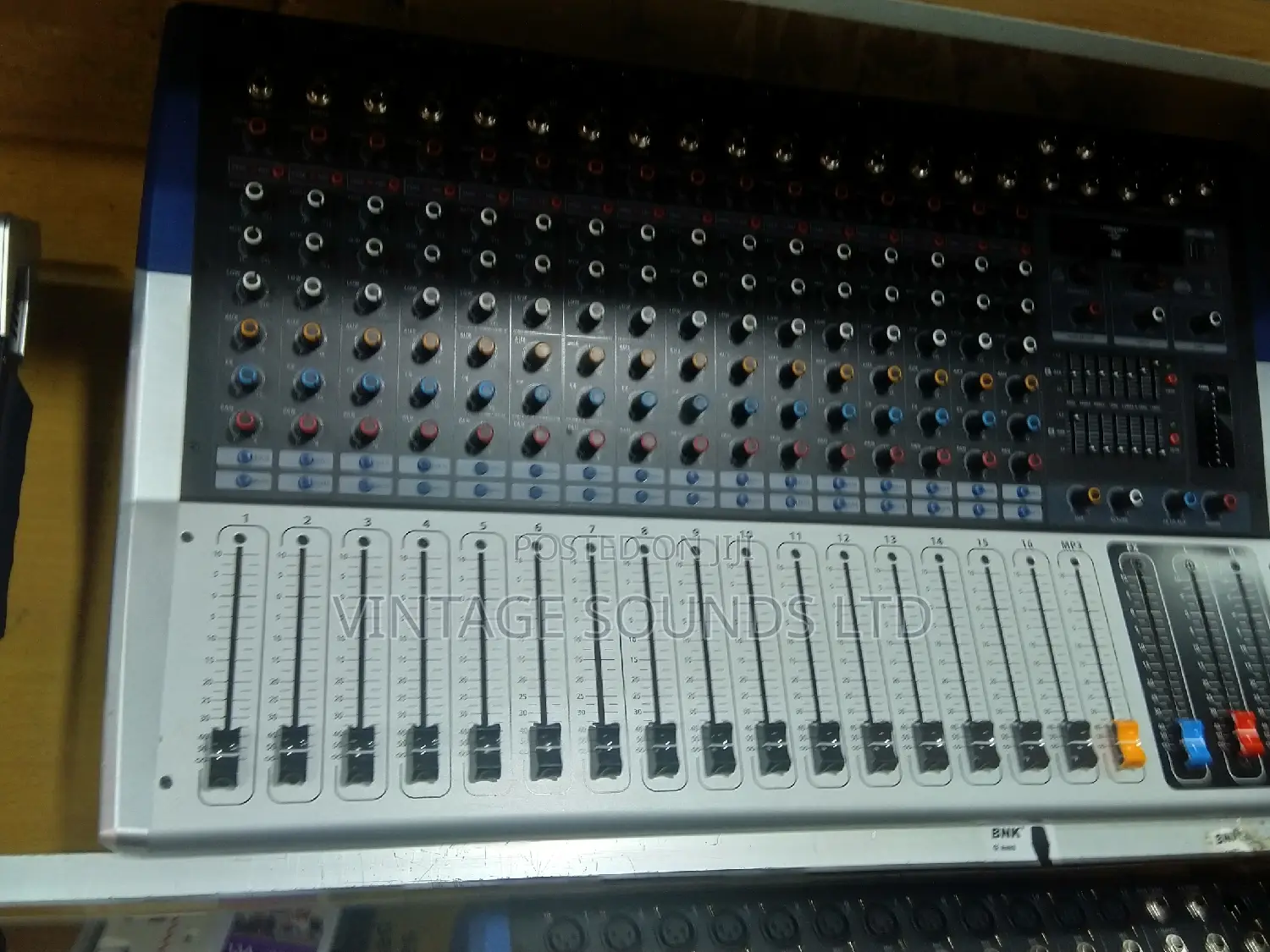 Pro Audio Smart Powered Mixer12 Channel