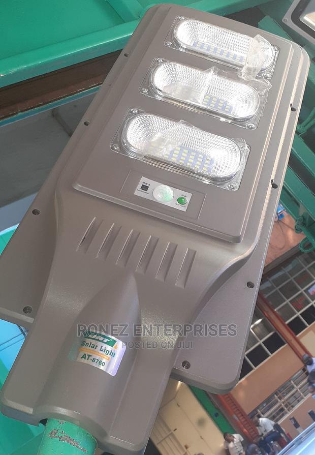 90 Wlt Solar Street Light - thumbnail 3