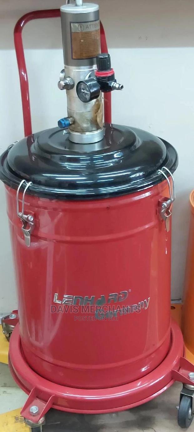 Air Grease Lubricator 30 L