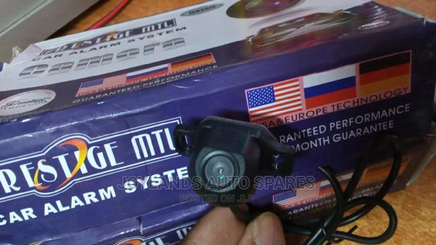 Reverse Camera Round - main view