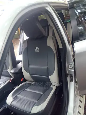 Hybrid Fielder Car Seat Covers