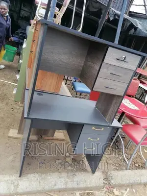 Superior Top Quality Office Desk