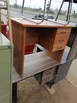 Top Finest Office Desk