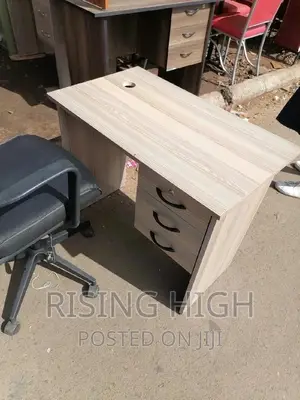 Very High Quality Awesome Office Desk