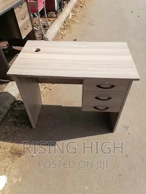 Very Good Supreme Quality Office Desk