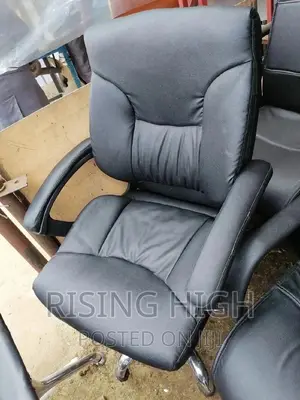 Low Back Design Supreme Office Chairs