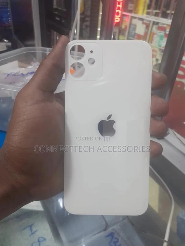 iPhone 11 Back Glass Replacement - thumbnail 2