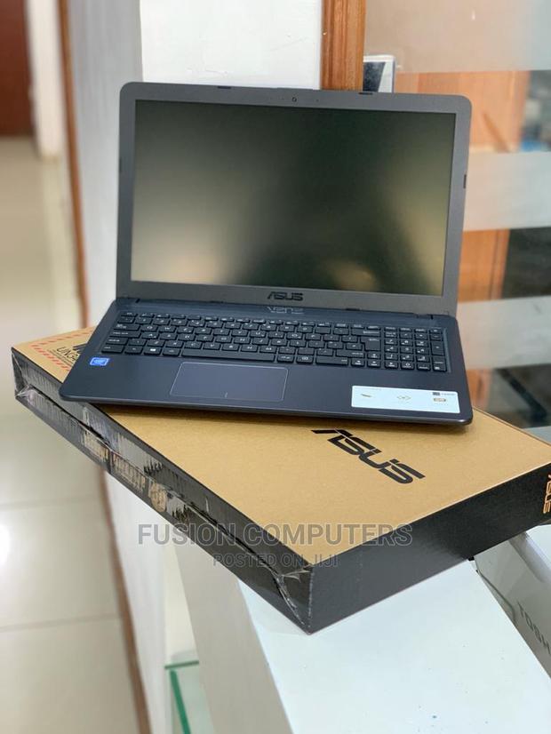 New Laptop Asus 4GB Intel Core I3 1T